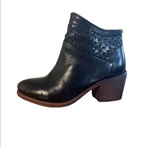 Kelsi Dagger Brooklyn Black Booties Size 6 1/2